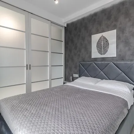 Apartament Magic 10 *