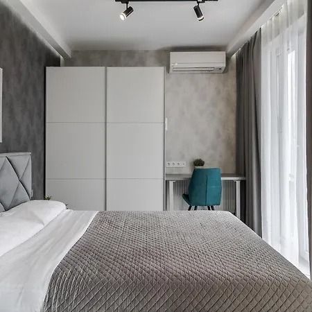 Magic 10 公寓 利沃夫